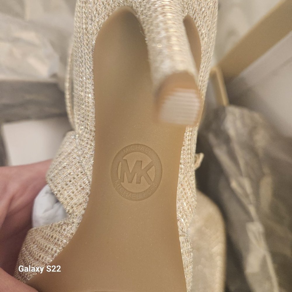 Michael Kors Women's Adela Flex Glitter Pump Shoes. Size: Various - Picture 11 of 11